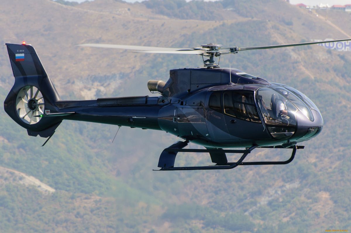 Вертолет EC 130